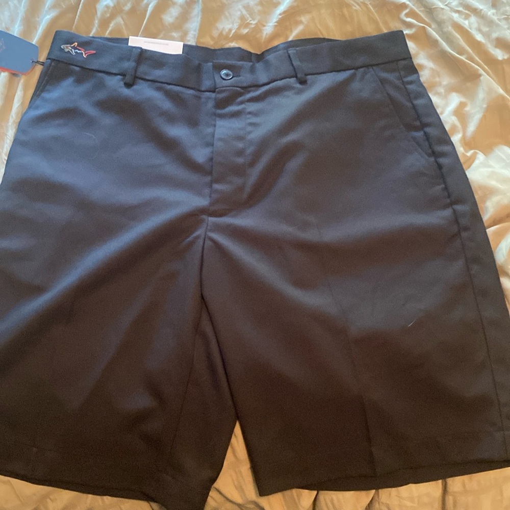 Greg Norman NWT men’s golf short